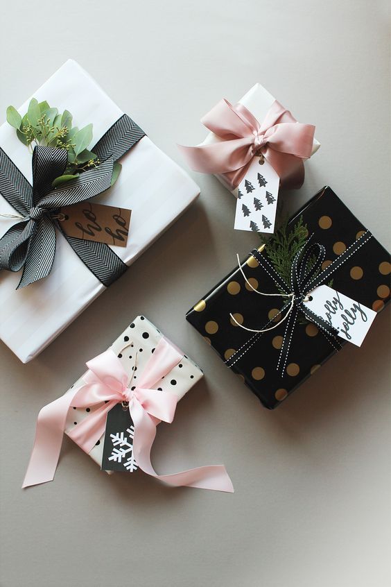 Що подарувати на 50-річчя? Що подарувати на 50-річчя?