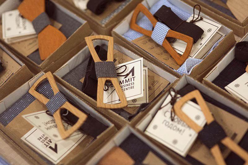 Що подарувати на річницю компанії | ТОП-35 бізнес-ідей